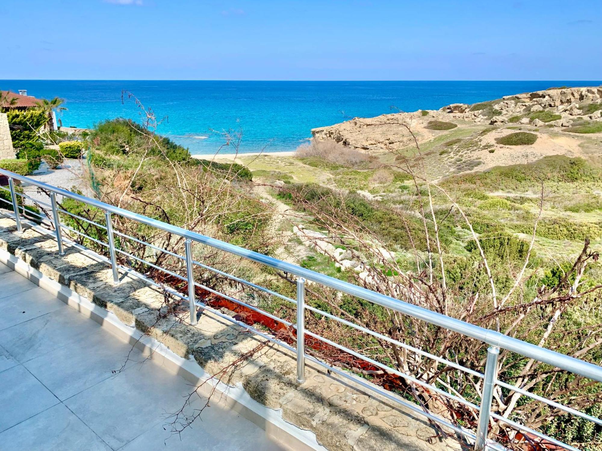 Boho Bay Apartment Akanthou Exteriör bild